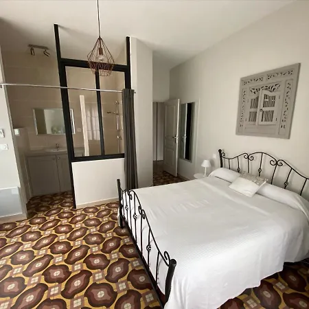 Le Mazet Du Petit Chemin Dom wakacyjny