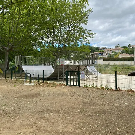 Dom wakacyjny Le Mazet Du Petit Chemin